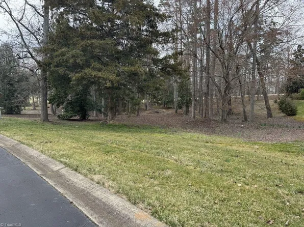 120 Swift Island Pl, New London, NC 28127