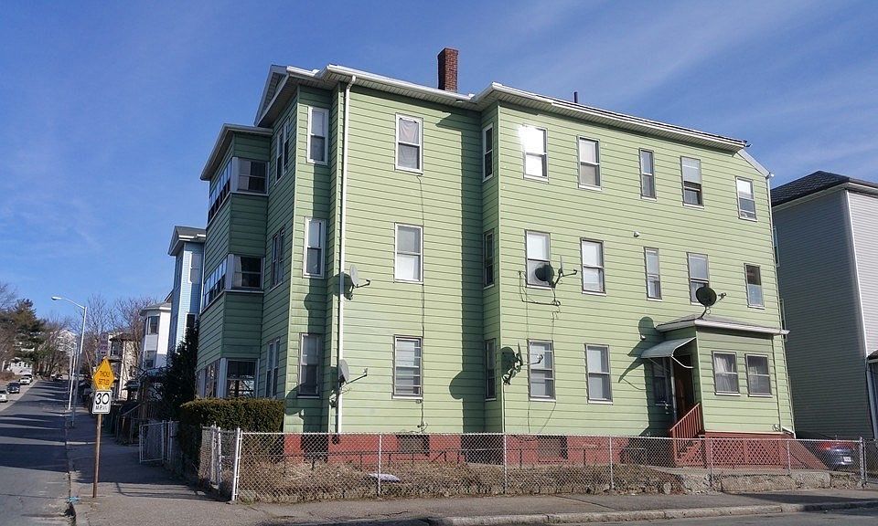 110 Endicott St, Worcester, MA 01610 Zillow