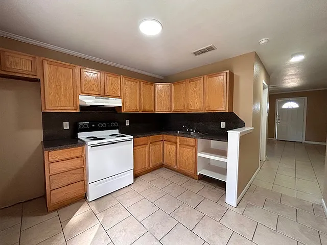 7730 County Road 2193 — Photo 8