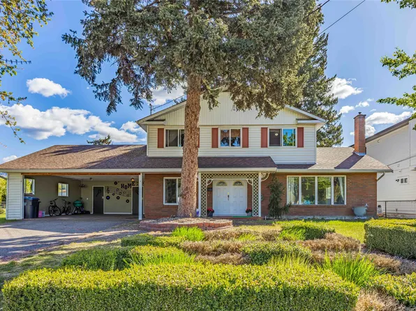1525 Friesen Rd, Kelowna, BC V1X 4X7