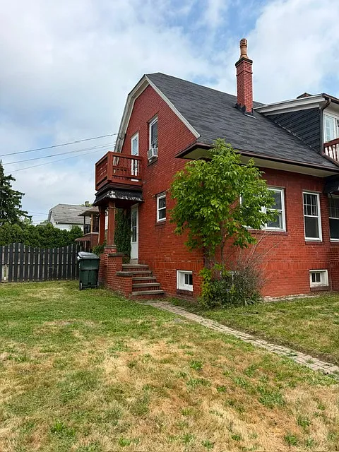 2 bed, 960 sqft, $1,135 — Photo 2