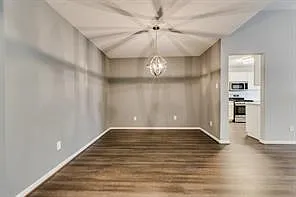 3210 Candlepine Dr — Photo 5