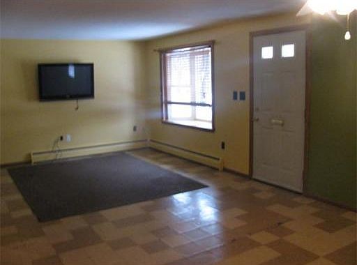 3rd image of 190 Barthel Ave