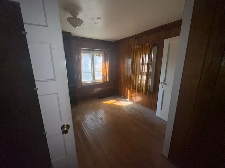 706 S Lake Ave — Photo 8