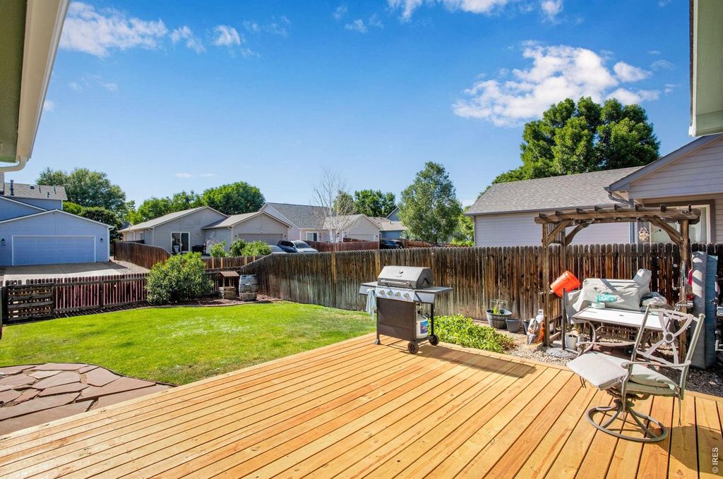 399 Lark Bunting Ave