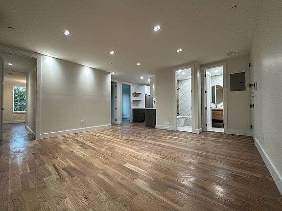 2nd image of 177 Montrose Ave APT 3B