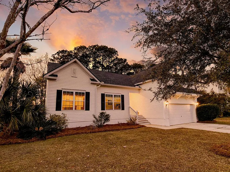 2105 Summerwood Dr — Photo 40