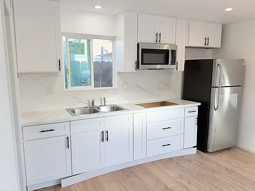 2513 W Occidental St Photo 1