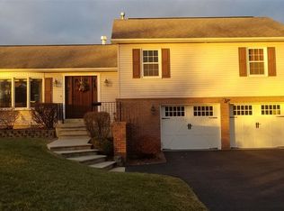 10 Dunsbach Ferry Rd, Cohoes, NY 12047