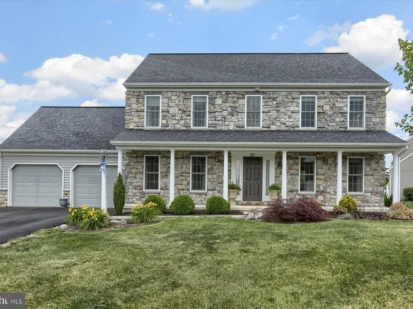 75 Hillside Rd, Mechanicsburg, PA 17050