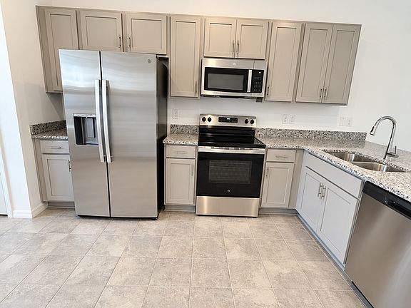 5th image of 7230 Sabal Ter