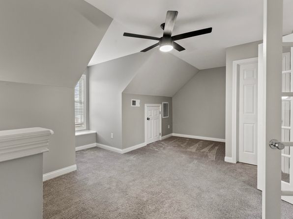 lexington-kentucky-446956486 picture