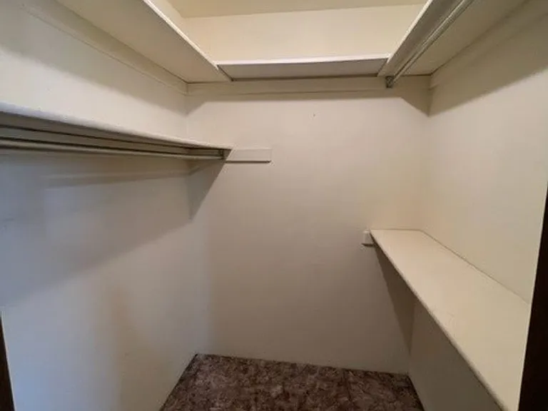 3342-3358 Butternut Dr — Photo 5