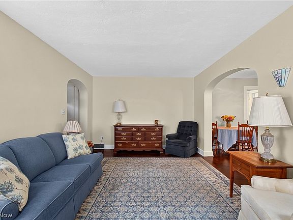 5th image of 2014 32nd St NW