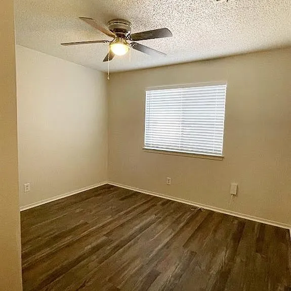 1808 Prairie Knoll Ct #B — Photo 17