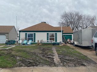 162 Heathgate Rd, Montgomery, IL 60538