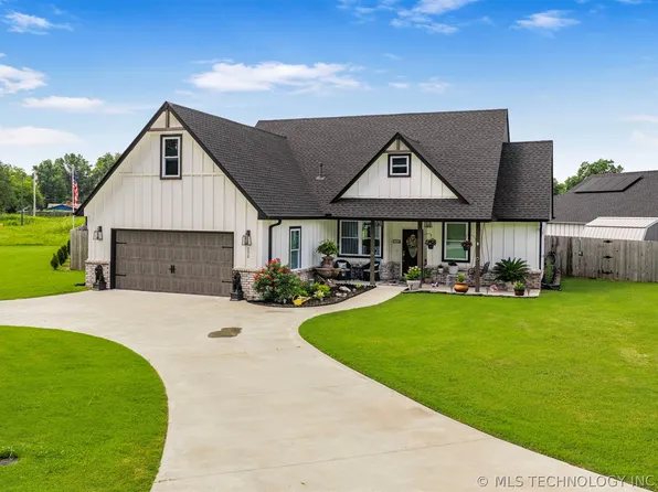330 SE 6th St, Pryor, OK 74361