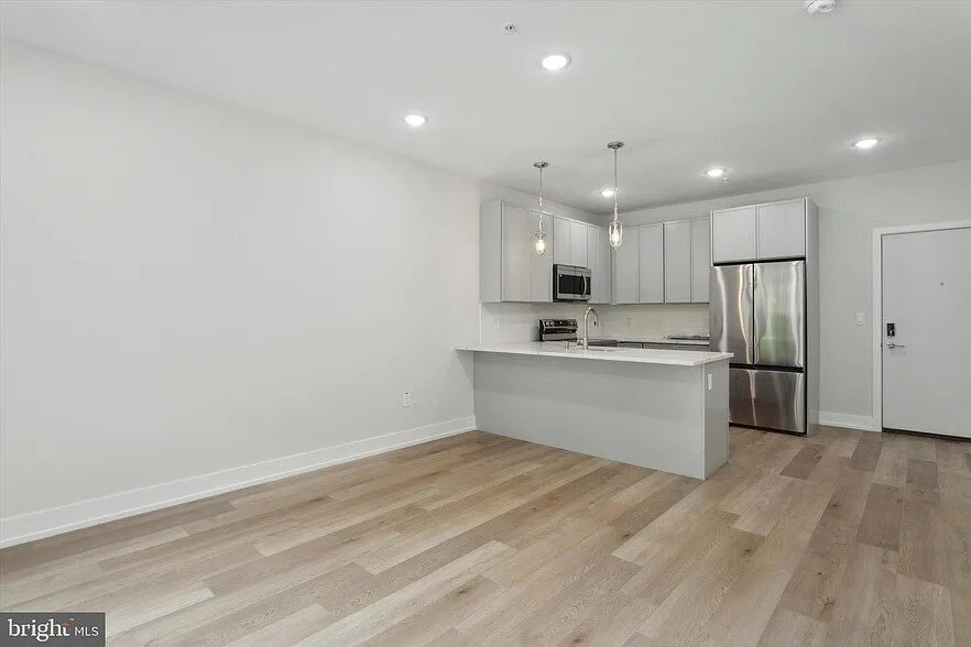 1 bed, $1,475 — Photo 4