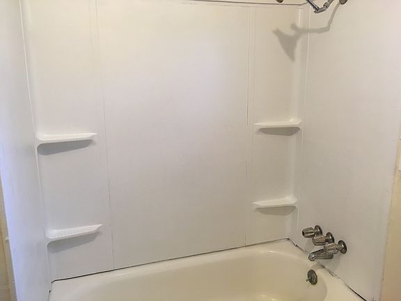 Tub