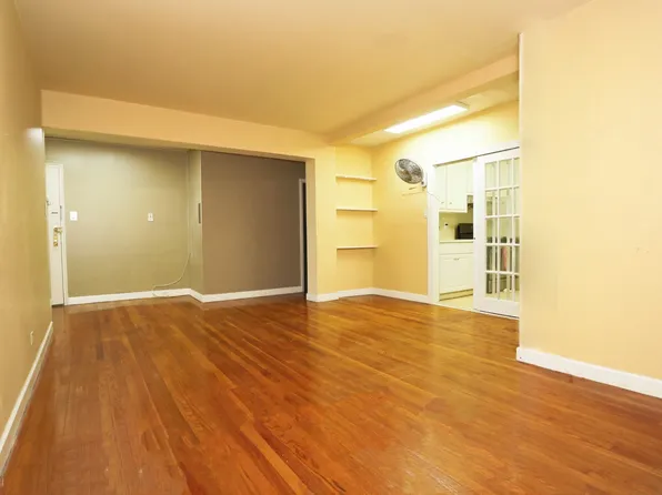 63-45 Saunders Street image 5 of 21