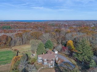 1315 Gilbert Stuart Rd, Saunderstown, RI 02874