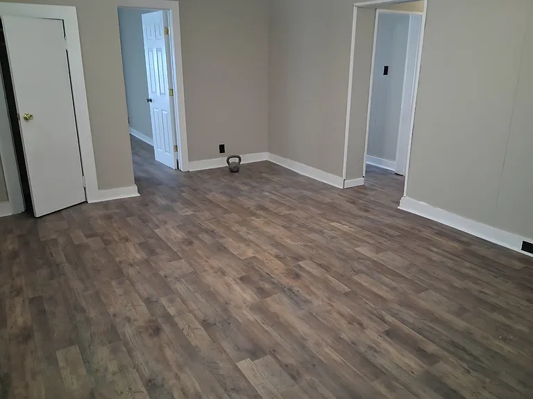 2083 Broad St — Photo 1
