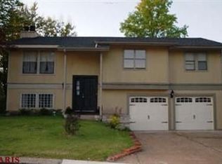 66 Muir St, Eureka, MO 63025