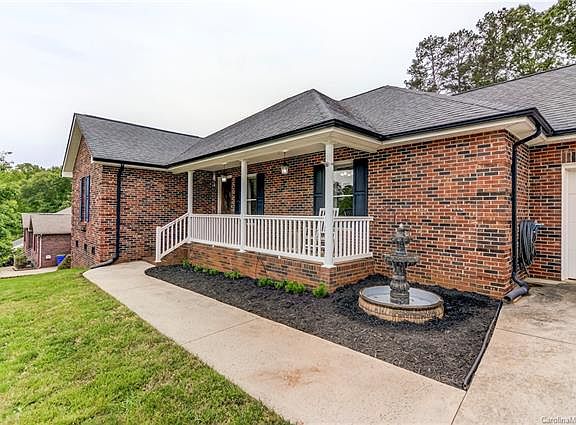 3rd image of 6604 Forest Creek Dr