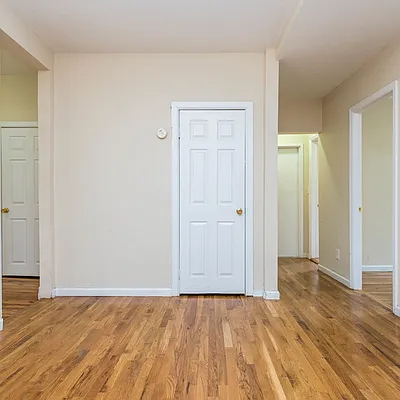 Rented by Nooklyn NYC LLC | media 7