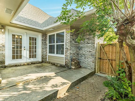 5th image of 62 Campeche Cir