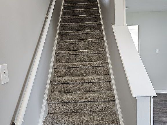 5th image of 215 Jakes Ln