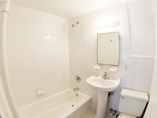 Rented by Urban Real Estate Inc | media 19