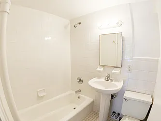 Rented by Urban Real Estate Inc