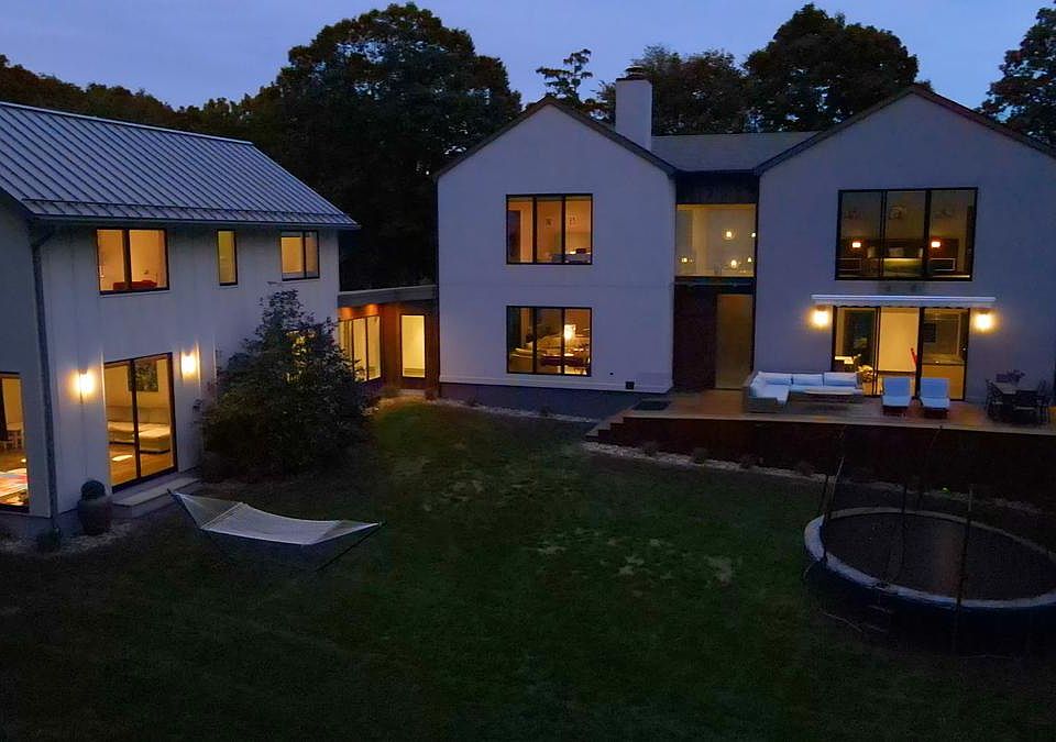 96 Valley Road