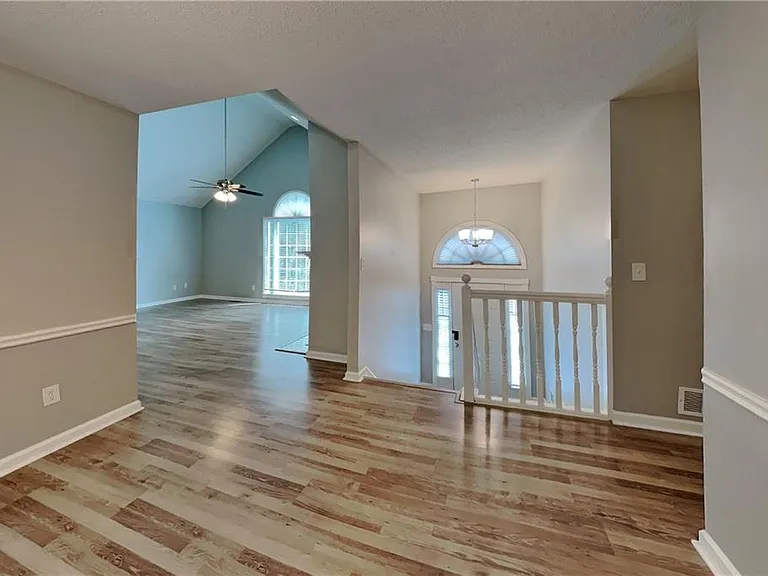 3912 Sharpel Ln NW — Photo 5