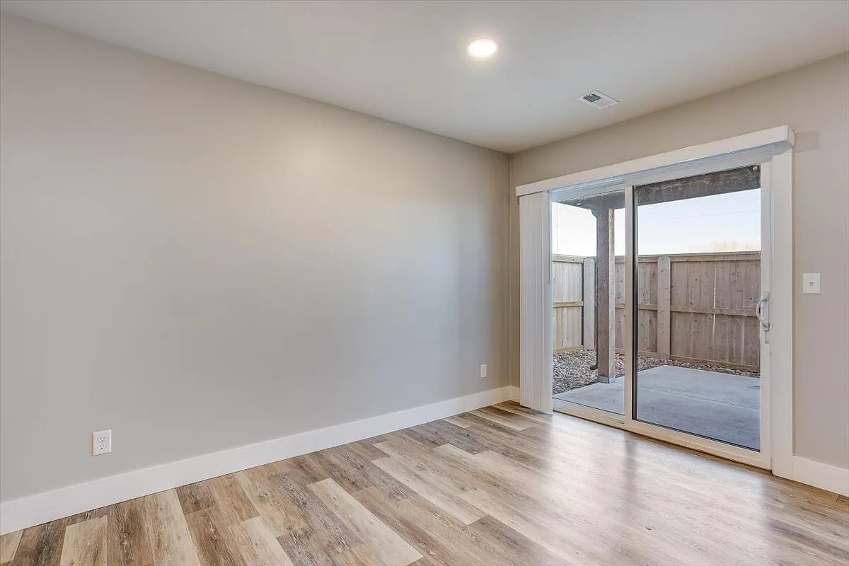8837 W Haylee St - 1 — Photo 4