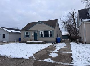 8460 Busko Ave, Warren, MI 48093