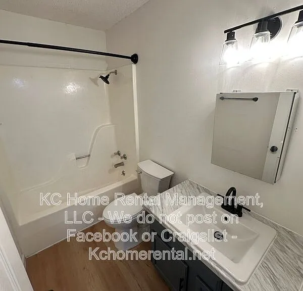300 Osage St #A — Photo 21