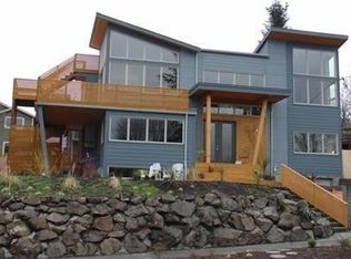 3918 SW Southern St, Seattle, WA 98136