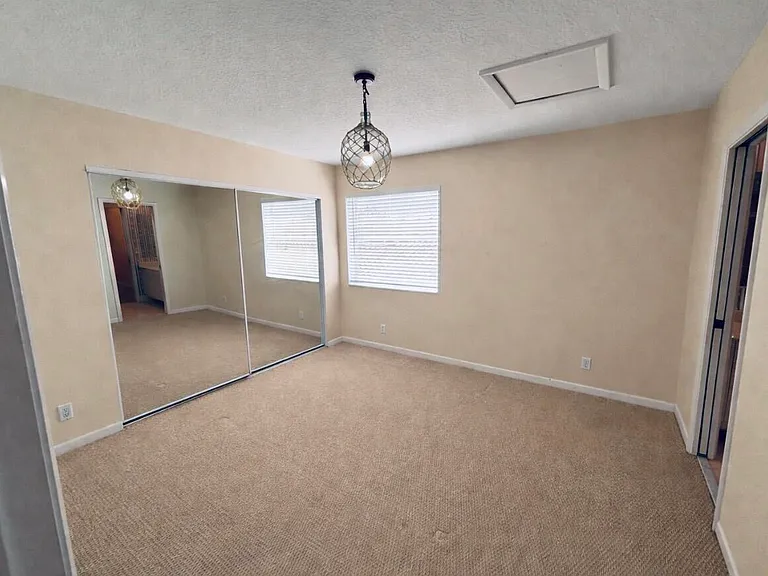 23426 Alzira Cir — Photo 21