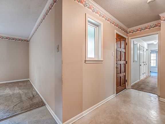 4th image of 3108 Teaberry Ln