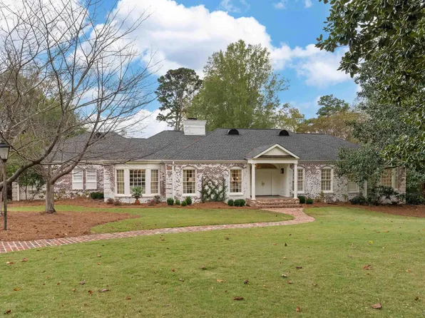 3349 Hermitage Rd, Mountain Brook, AL 35223