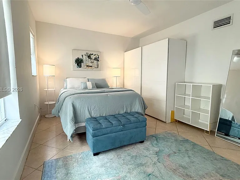 1337 Euclid Ave #104 — Photo 5