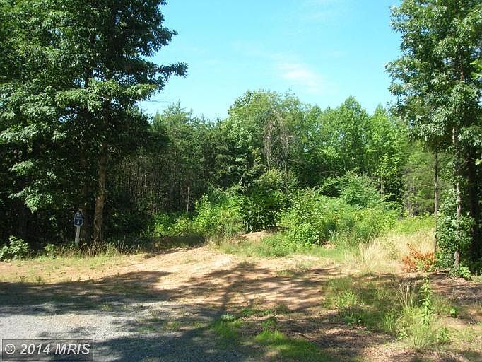 2nd image of Nelson Ln