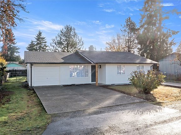 4th image of 17117 5th Avenue Ct E