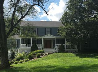 617 N Ballas Rd, Saint Louis, MO 63122