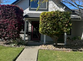 161 Pickwick Dr, Napa, CA 94558