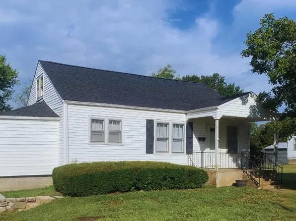 912 Andrews St, Fredericktown, MO 63645