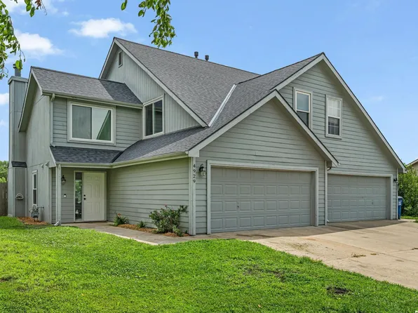 4929 Stoneback Pl, Lawrence, KS 66047