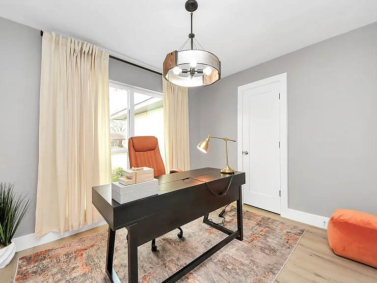 Falcon Meadow Dr — Photo 9